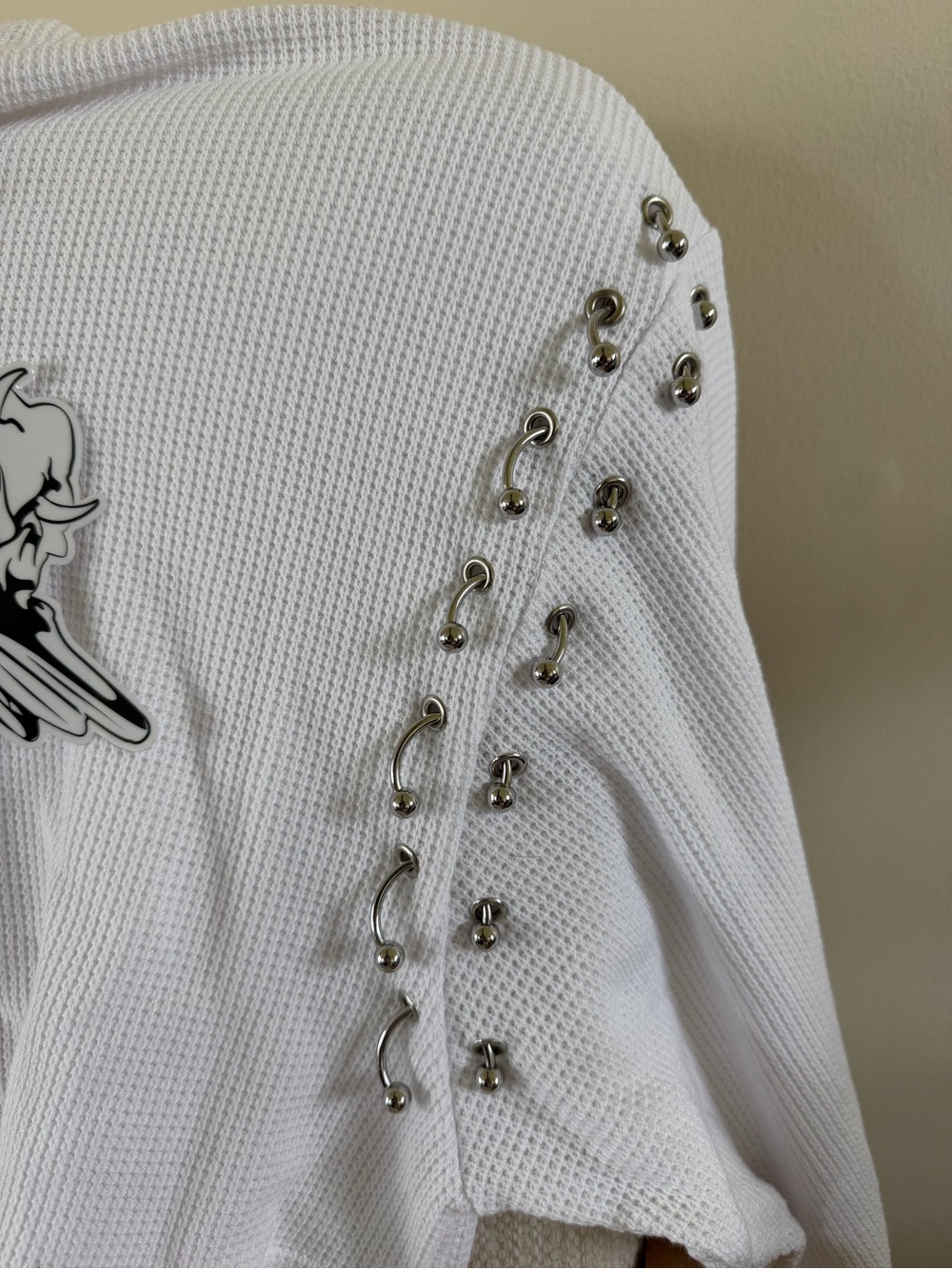 NWT Boys Lie "Don't Test Me" thermal waffle knit crop top with silver hardware - Picture 7 of 8